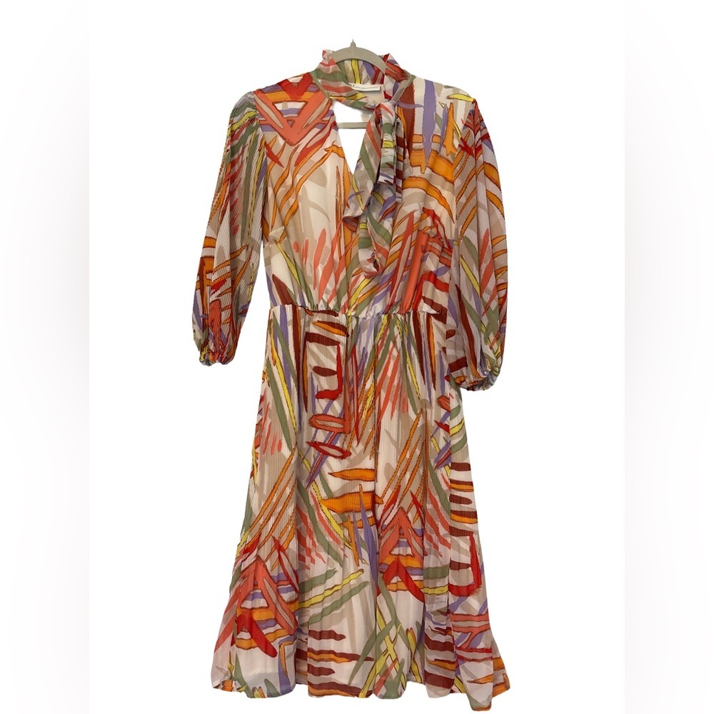 New York & Company Vibrant Patterned Balloon-Sleeve Pleated Dress